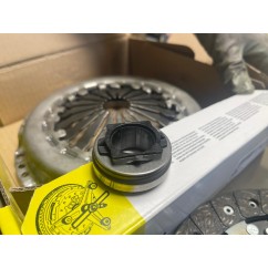 Kit d'embrayage Schaeffler LUK 620 3268 00 OCCASION