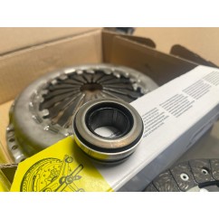 Kit d'embrayage Schaeffler LUK 620 3268 00 OCCASION
